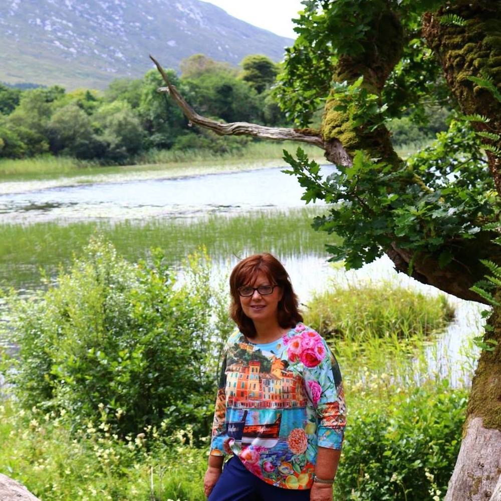 Meet your Posher, Dinah